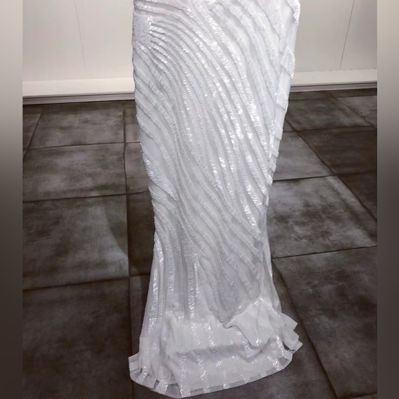 US 12 Rachel Gilbert Milla Gown NWOT - Picture 9 of 14